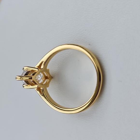 2ct Marquise Moissanite Solitaire Ring. Size 6 - Picture 11 of 11